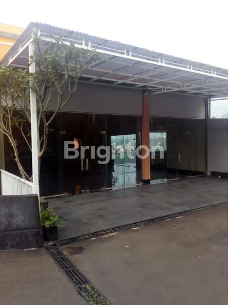 image GEDUNG 3 LANTAI COCOK BUAT USAHA KULINER LANTAI 3 SUDAH ADA CINEMA 2 PINTU (2)