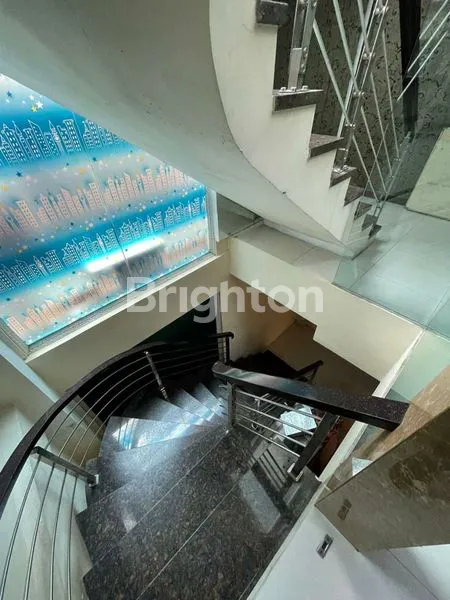 image RUKO GANDENG DUA UNIT DI ANGKE JAKARTA BARAT (7)