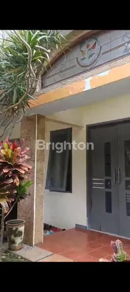 image RUMAH 2 LANTAI DI PERMATA JINGGA (3)