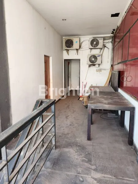 image RUKO 3LANTAI POSISI STRATEGIS (3)