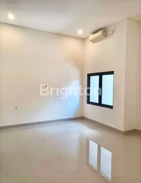 image MANYAR TOMPOTIKA (2)