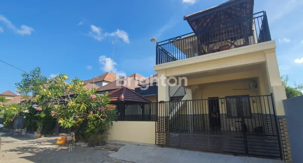 image RUMAH 2 LANTAI TERAWAT DAN SIAP HUNI DI JIMBARAN, BALI  (1)