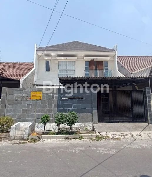 image RUNGKUT ASRI JARANG ADA, MINIMALIS BAGUS, TERAWAT (1)