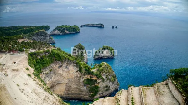TANAH LOS TEBING DI ATUH NUSA PENIDA
