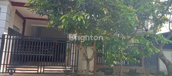 image RUMAH 2 LANTAI DI PERMATA JINGGA MALANG (1)