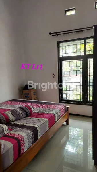 image RUMAH 2 LANTAI DI PERMATA JINGGA MALANG (4)