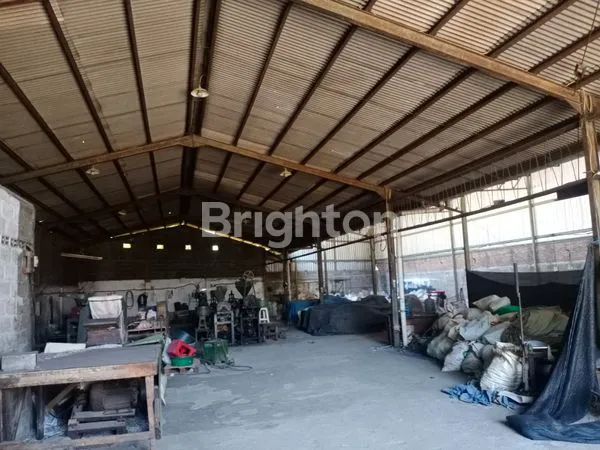 image GUDANG STRATEGIS SIAP PAKAI DI RAYA TANDES (1)