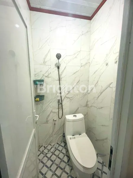 image RUMAH 3 LANTAI GRESS SPACE BAGUSS GUNUNG ANYAR SURABAYA (5)