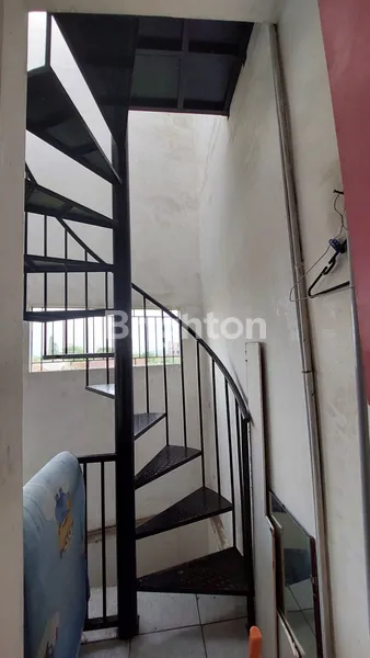 image DIJUAL/DISEWAKAN RUKO EX SALON/KLINIK KECANTIKAN BESERTA SEBAGIAN PERLENGKAPAN (3)