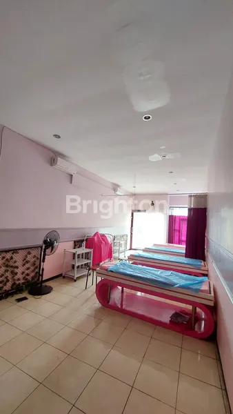 image DIJUAL/DISEWAKAN RUKO EX SALON/KLINIK KECANTIKAN BESERTA SEBAGIAN PERLENGKAPAN (4)