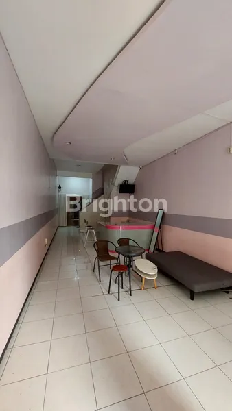 image DIJUAL/DISEWAKAN RUKO EX SALON/KLINIK KECANTIKAN BESERTA SEBAGIAN PERLENGKAPAN (7)