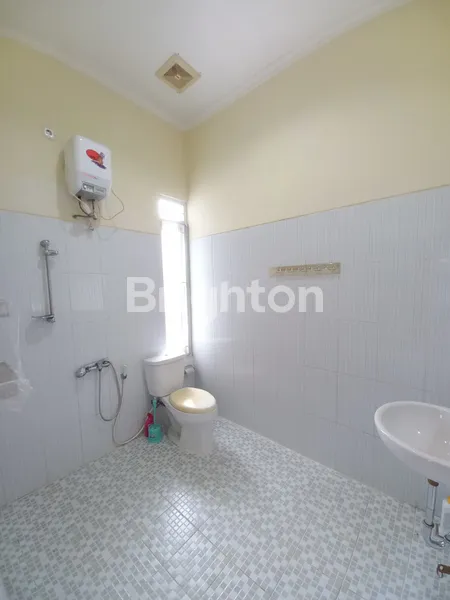 image RUMAH (SEBELAH AHPOONG) DI SENTUL CLUSTER EQUATOR (8)