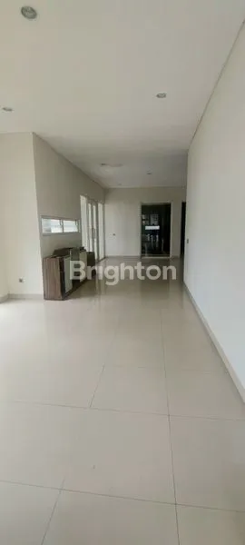 image RUMAH MEWAH DI HOOK 2 LANTAI CLUSTER HILLTOP SENTUL CITY (3)