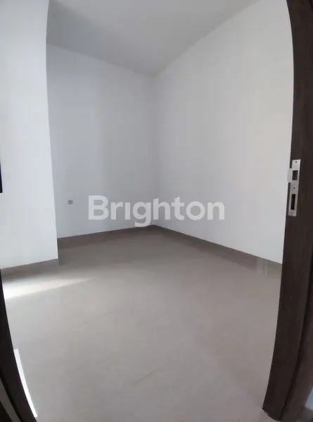 image RUMAH DI PERUMAHAN MINI CLUSTER THE ASHFORD AT PURI JAKARTA BARAT (4)