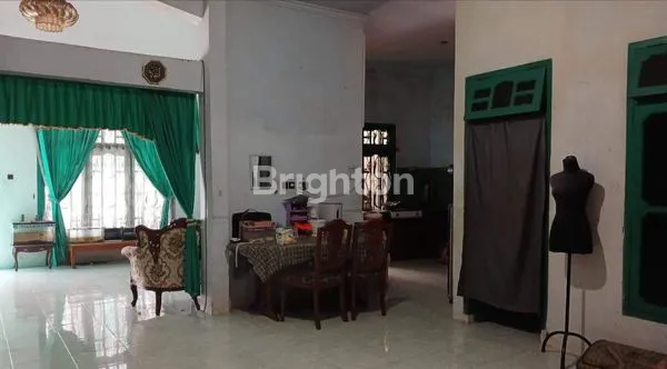 image RUMAH 2 LANTAI DI MOJOROTO - KOTA KEDIRI (2)