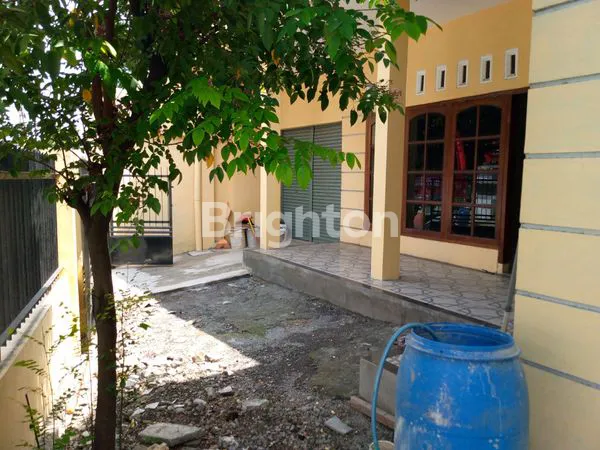 image RUMAH HANYA SELANGKAH DARI JL RAYA SEMARANG-TUGU , SEMARANG BARAT (1)