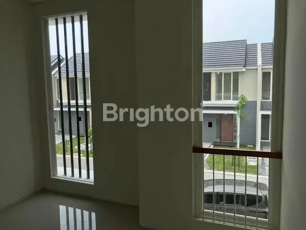 image RUMAH NORTHWEST PARK CITRALAND SURABAYA (6)