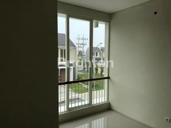 image RUMAH NORTHWEST PARK CITRALAND SURABAYA (4)