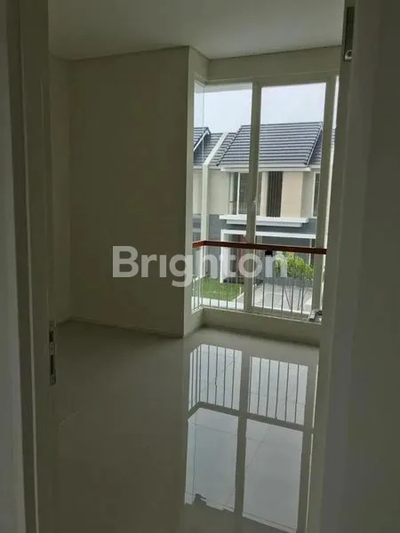 image RUMAH NORTHWEST PARK CITRALAND SURABAYA (2)