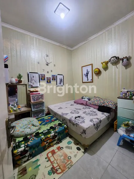 image RUMAH CANTIK SIAP HUNI 1,5 LANTAI DAERAH GADING GRIYA LESTARI KELAPA GADING.LOKASI TENANG AMAN DAN NYAMAN. (3)