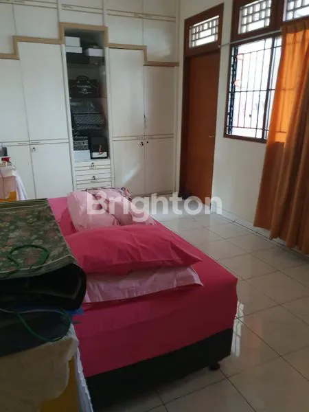 image RUMAH ASRI DENGAN LOKASI STRATEGIS (7)