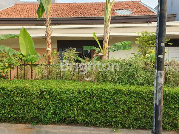 image RUMAH ASRI DENGAN LOKASI STRATEGIS (2)