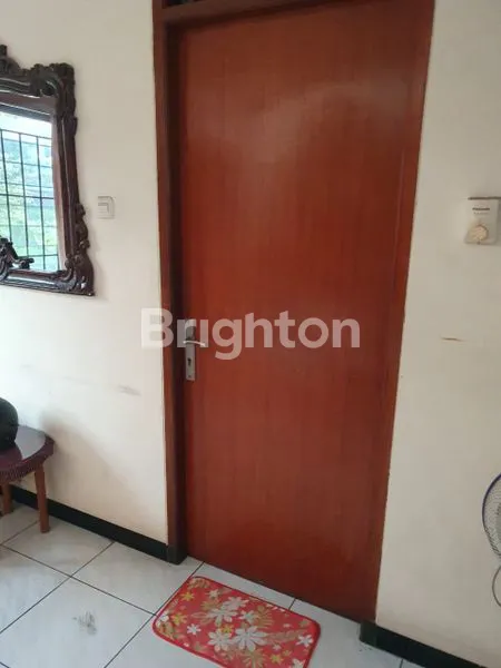 image RUMAH ASRI DENGAN LOKASI STRATEGIS (4)