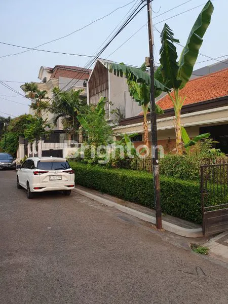 image RUMAH ASRI DENGAN LOKASI STRATEGIS (1)