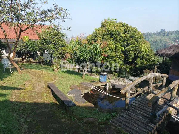 image RUMAH VILLA DI LEMBANG HITUNG TANAH VIEW KOTA BANDUNG (3)
