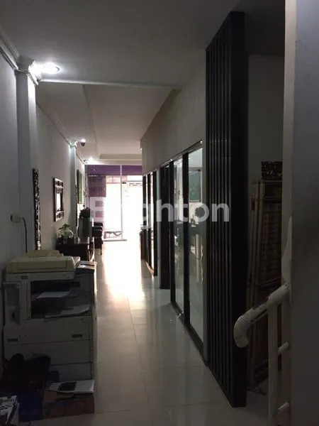 image RUKO 3 LANTAI SIAP HUNI LOKASI STRATEGIS RAYA WARU (2)