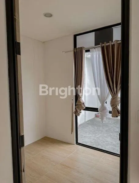 image RUMAH BARU BELUM PERNAH DIHUNI UNFURNISHED DI CENDANA PARK KARAWACI TANGERANG (3)