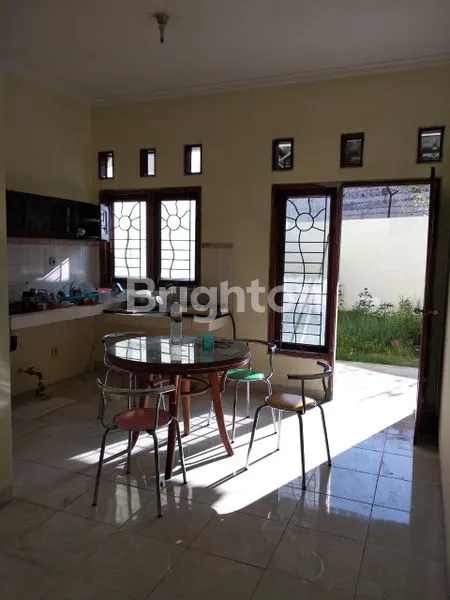 image JUAL RUMAH 2 LANTAI DI SIGURA-GURA DEKAT KAMPUS KOTA MALANG (5)
