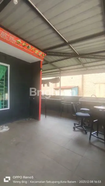 image PERUMAHAN RHABAYU GARDEN SIAP HUNI SUDAH FULL RENOVASI LENGKAP DENGAN CAFE DAN MINIMARKET (7)