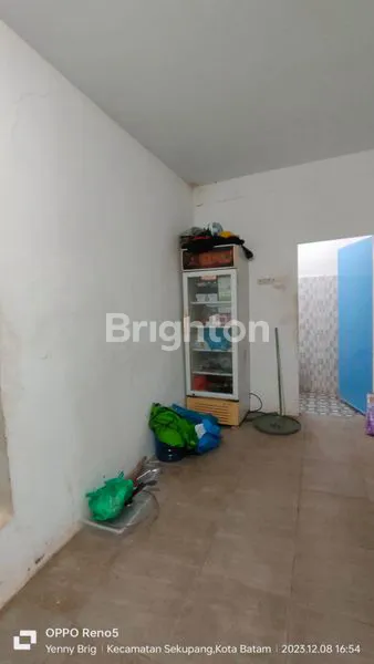 image PERUMAHAN RHABAYU GARDEN SIAP HUNI SUDAH FULL RENOVASI LENGKAP DENGAN CAFE DAN MINIMARKET (3)