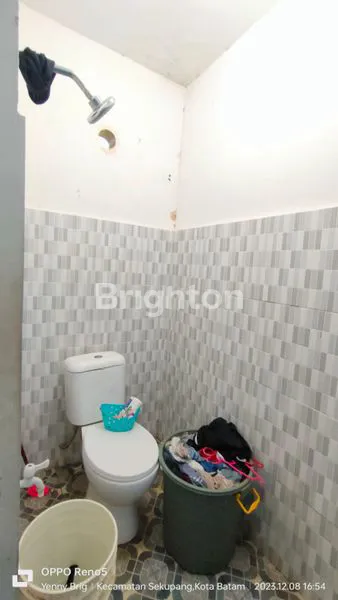 image PERUMAHAN RHABAYU GARDEN SIAP HUNI SUDAH FULL RENOVASI LENGKAP DENGAN CAFE DAN MINIMARKET (5)