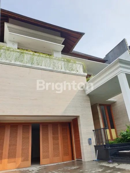 image RUMAH CANTIK SEMI FURNISHED DI PONDOK INDAH JAKARTA SELATAN (1)