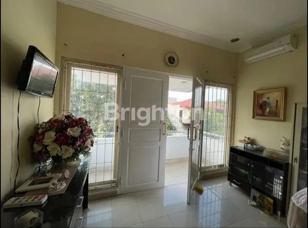 image RUMAH DI KAVLING DKI  KEMBANGAN MERUYA JAKARTA BARAT FURNISHED (6)