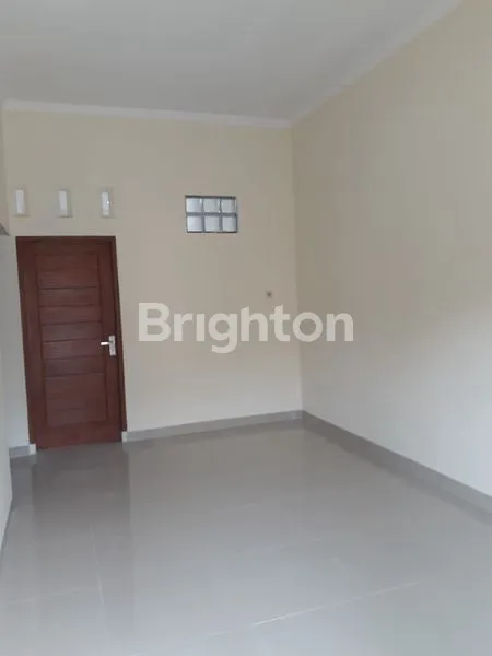 image RUMAH DI JALAN KALIURANG  (2)