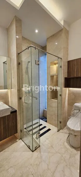 image FULL RENOVASI, SIAP HUNI ,RUMAH MEWAH DI KAWASAN PONDOK INDAH, JAKARTA SELATAN (3)