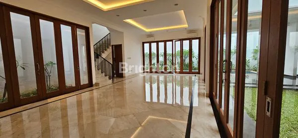 image FULL RENOVASI, SIAP HUNI ,RUMAH MEWAH DI KAWASAN PONDOK INDAH, JAKARTA SELATAN (1)
