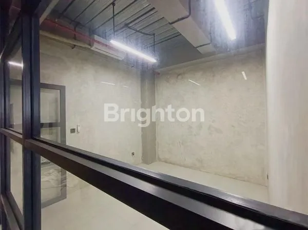 image KANTOR STUDIO PLUIT JAKARTA UTARA COCOK UNTUK TEMPAT USAHA (3)