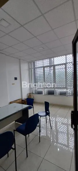 image RUKO 3 LANTAI STRATEGIS DEKAT TOL BANYU URIP, MURAH! (2)