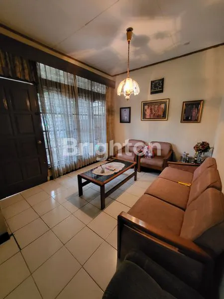 image RUMAH DI TENGAH KOTA BANDUNG  (1)