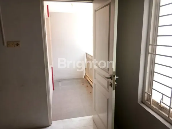 image RUMAH RUNGKUT BARATA TERAWAT DAN MURAH! (6)