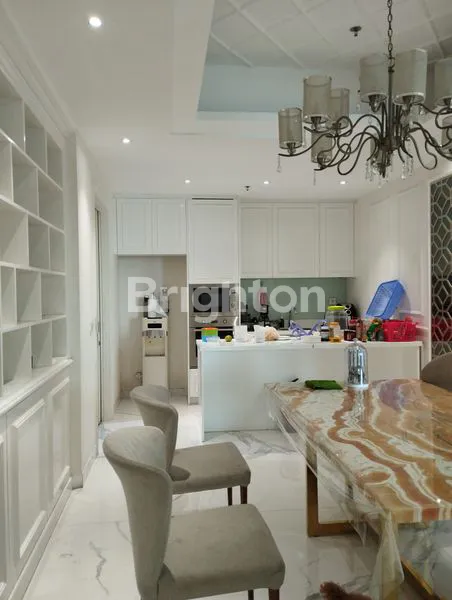image APARTEMENT THE KENSINGTON BESAR DAN MEWAH (5)