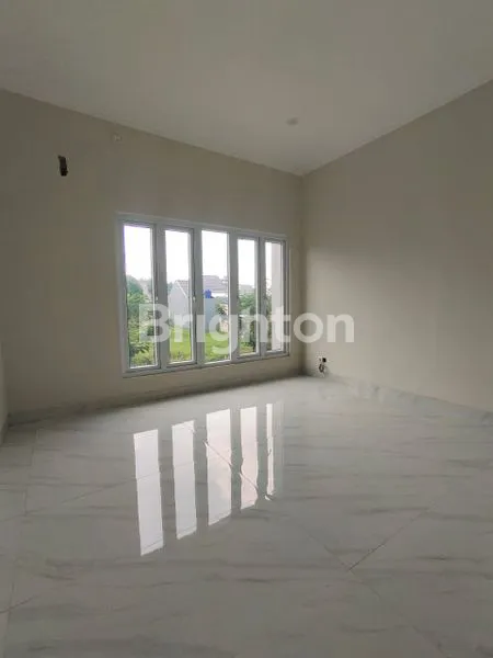 image RUMAH MEWAH STRATEGIS DI PUSAT KOTA DEPOK (6)