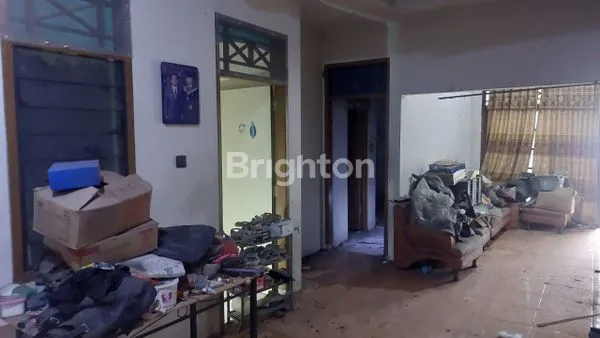 image RUMAH 1 LANTAI STRATEGIS DEKAT STASIUN (2)