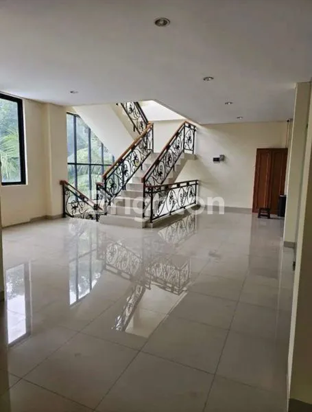 image OFFICE SPACE DI BINTARO PONDOK AREN TANGERANG SELATAN (4)