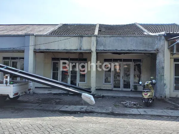 image JUAL RUMAH USAHA MURAH. LOKASI PERUMAHAN GRAND INDRAPRASTA PRAMBON SIDOARJO (1)