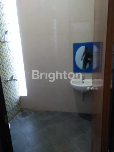 image RUMAH TINGGAL 3LT SIAP HUNI AREA RENON DI LOKASI STRATEGIS TENGAH KOTA DENPASAR (5)